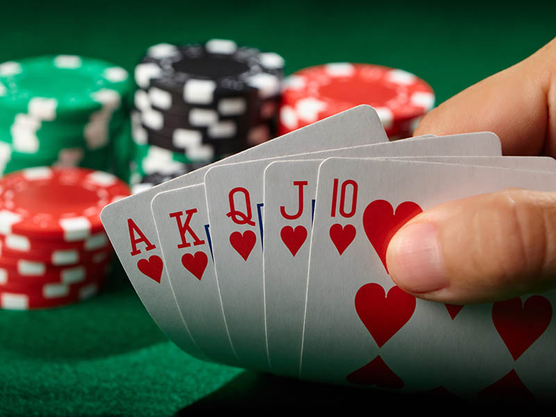 Poker - Tìm hiểu cách chơi và luật chơi mới nhất 2024